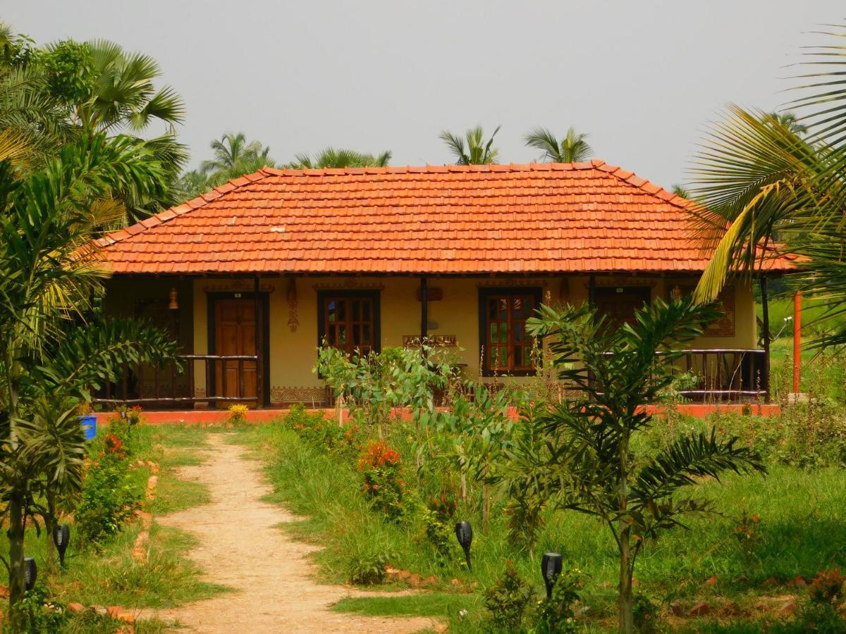 Gram Bangla Retreat Hotel Колката Екстериор снимка