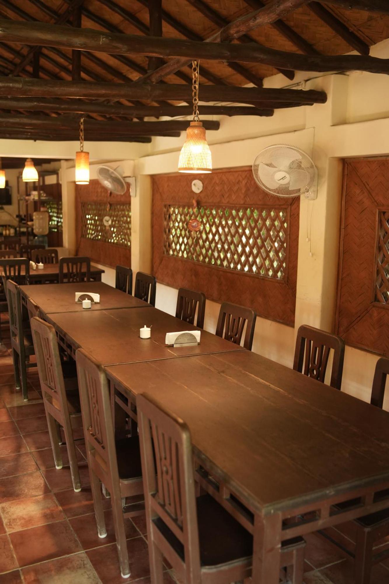 Gram Bangla Retreat Hotel Колката Екстериор снимка